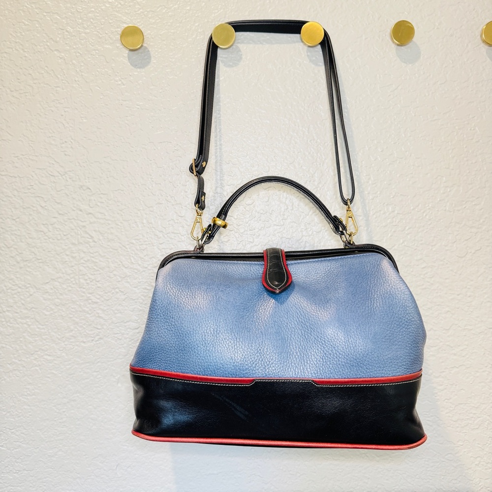 Vintage T. Cappelli Black/Cornflower Blue Pebble Leather Handbag with Red Trim
